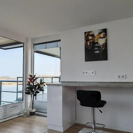 Ezuest Csuka Апартаменты Абадсалок